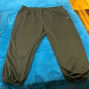 Reebok 3XL black sweatpants with drawstring and elastic ankles
